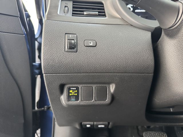NISSAN日產 TIIDA  第14張相片