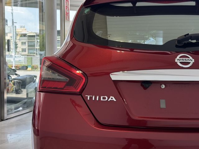 NISSAN日產 TIIDA  第3張相片