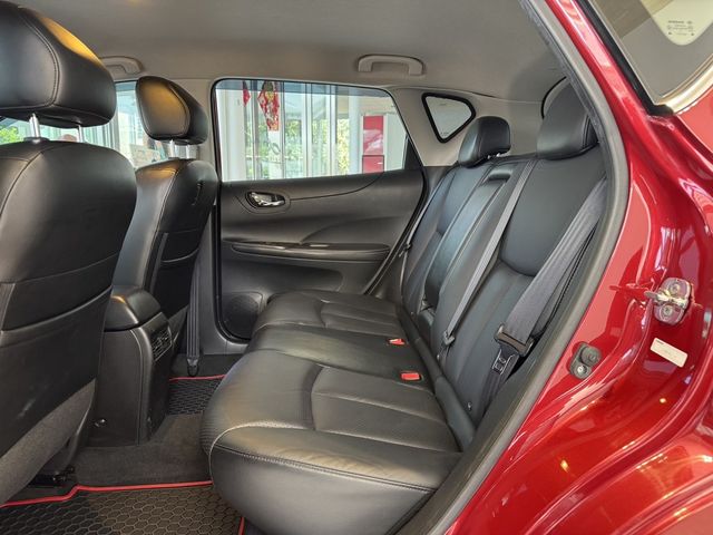 NISSAN日產 TIIDA  第6張相片
