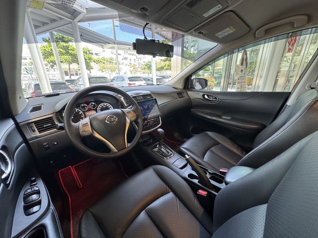 NISSAN日產 TIIDA  第9張相片
