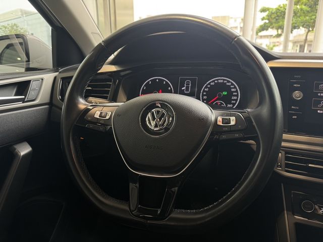 VOLKSWAGEN福斯 POLO  第7張相片