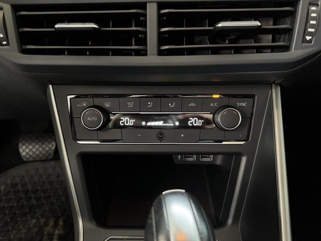VOLKSWAGEN福斯 POLO  第12張相片