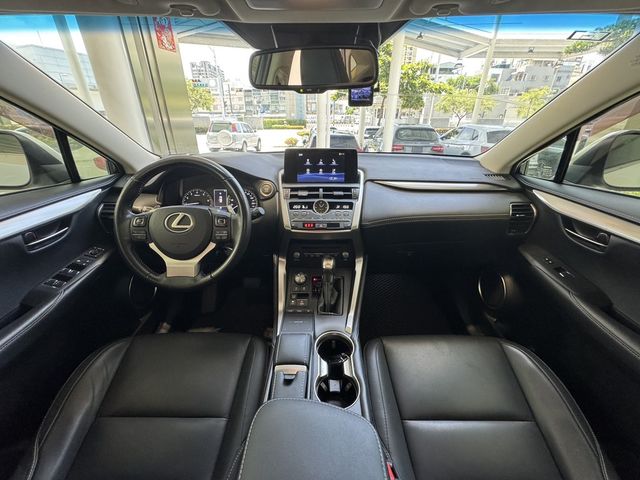 LEXUS凌志 NX200  第4張相片