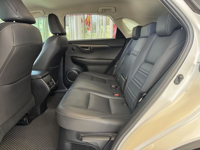 LEXUS凌志 NX200  第6張相片
