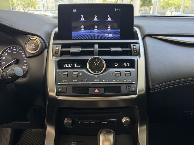 LEXUS凌志 NX200  第9張相片