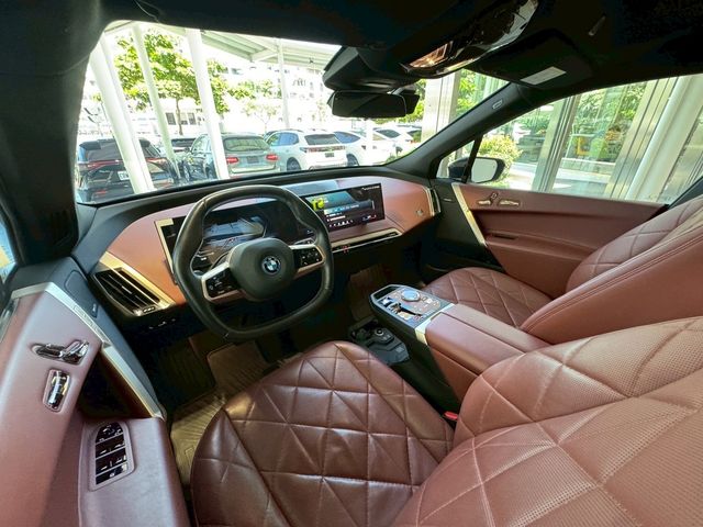 BMW寶馬 IX XDRIVE50  第7張相片