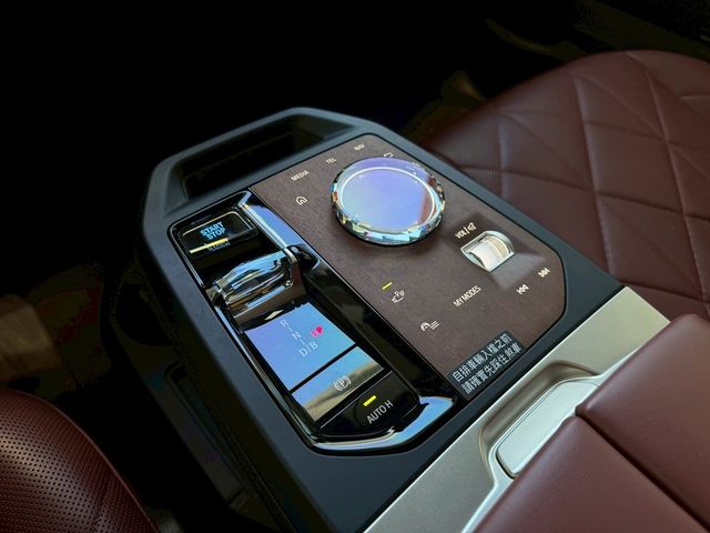 BMW寶馬 IX XDRIVE50  第12張相片