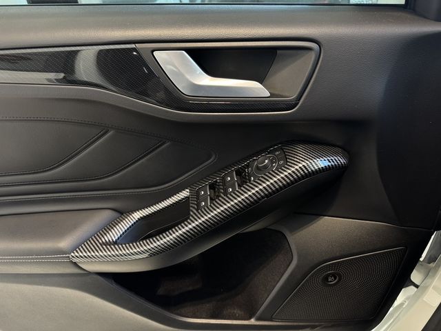 FORD福特 FOCUS WAGON  第14張相片