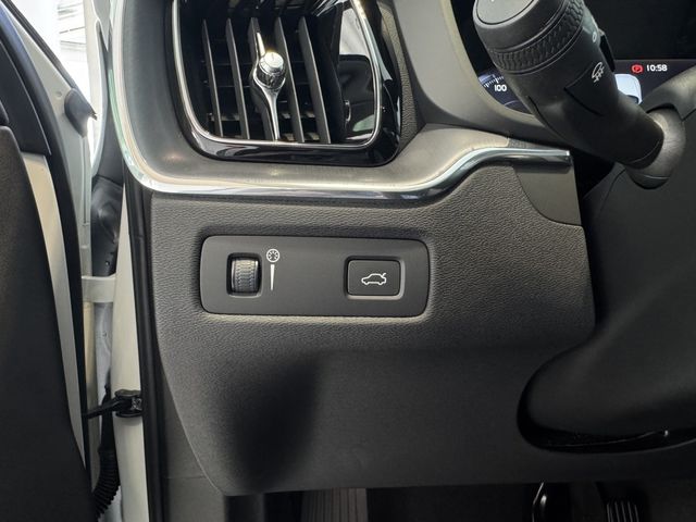 VOLVO富豪 XC60  第13張相片