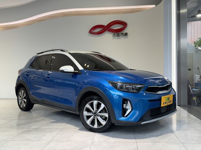 KIA起亞 STONIC  第1張相片