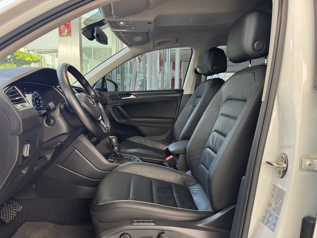 VOLKSWAGEN福斯 TIGUAN  第9張相片