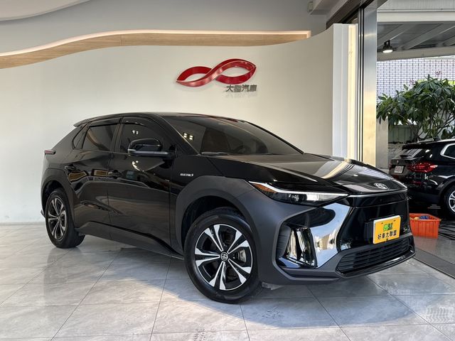 TOYOTA豐田 BZ4X  第1張相片