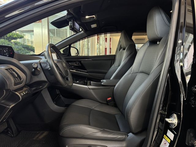 TOYOTA豐田 BZ4X  第9張相片