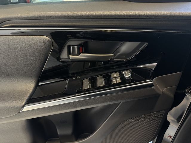 TOYOTA豐田 BZ4X  第14張相片