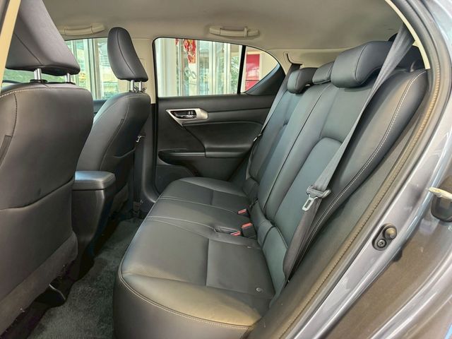 LEXUS凌志 CT200H  第10張相片