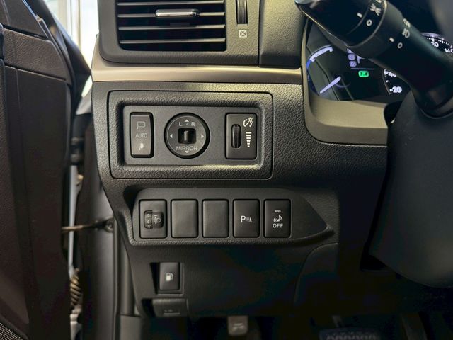 LEXUS凌志 CT200H  第14張相片