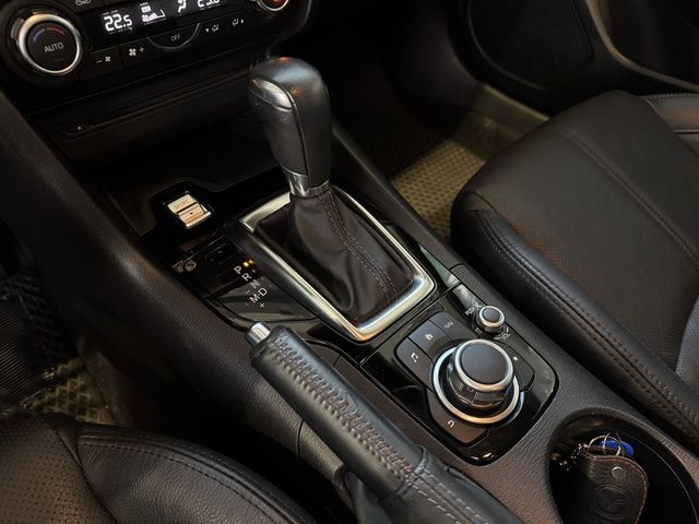 MAZDA馬自達 MAZDA 3  第12張相片