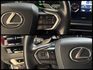 LEXUS凌志 RX350H  第17張縮圖