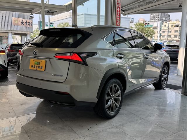 LEXUS凌志 NX300H  第2張相片