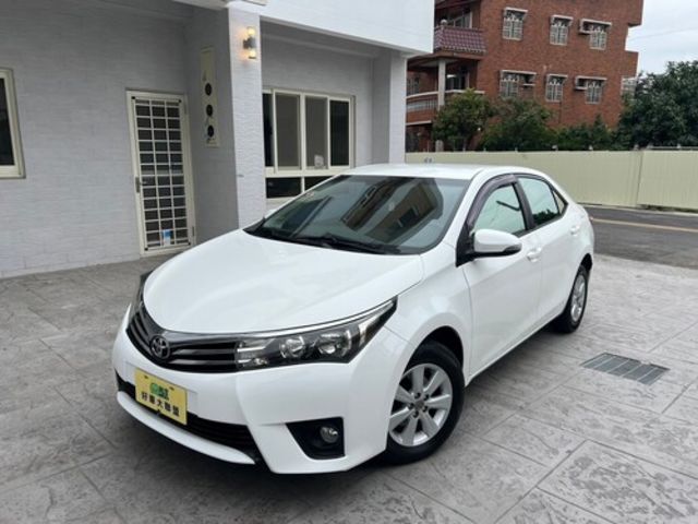 TOYOTA豐田 ALTIS  第1張相片