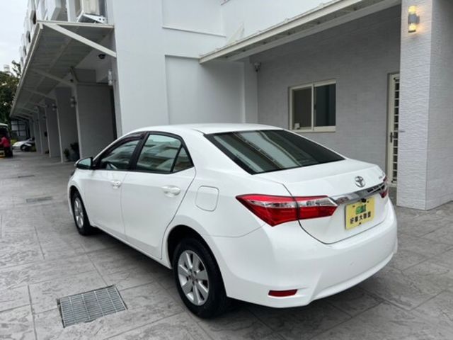 TOYOTA豐田 ALTIS  第4張相片