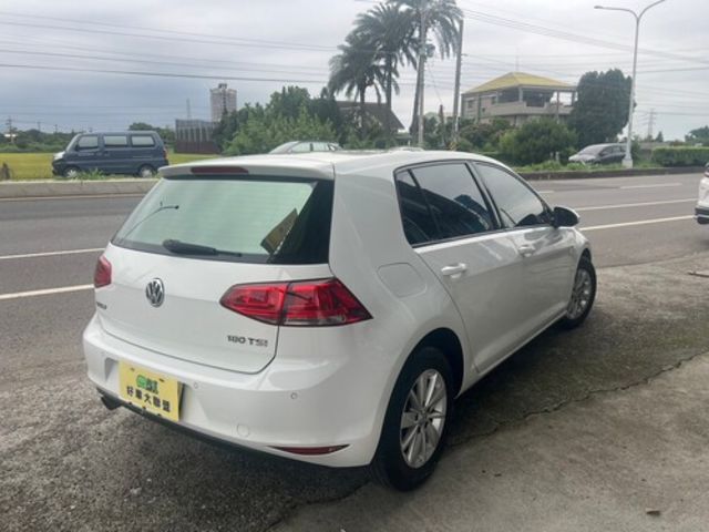 VOLKSWAGEN福斯 GOLF  第4張相片