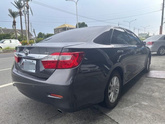 TOYOTA豐田 CAMRY  第2張相片