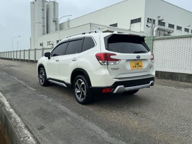 SUBARU速霸陸 FORESTER  第4張相片