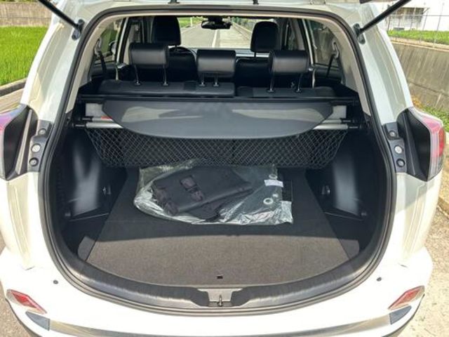 TOYOTA豐田 RAV4  第5張相片