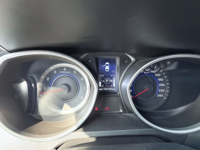 HYUNDAI現代 ELANTRA  第5張相片