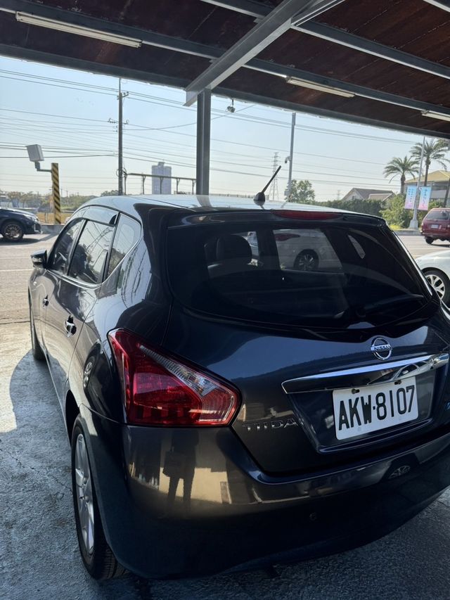 NISSAN日產 TIIDA  第4張相片