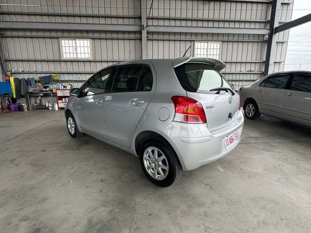 TOYOTA豐田 YARIS  第3張相片