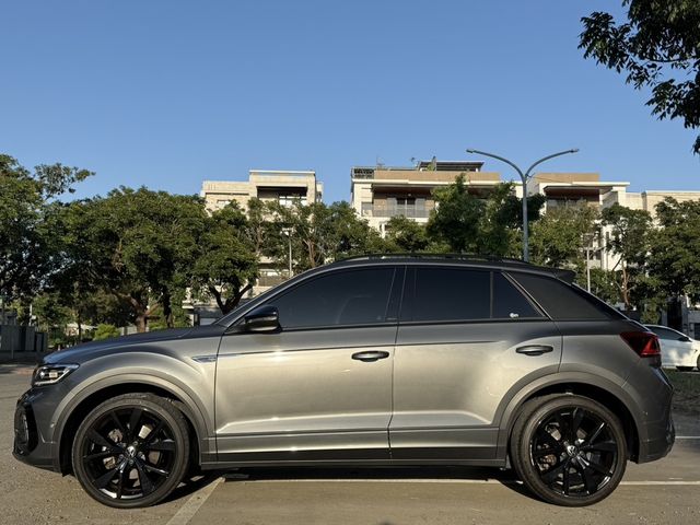 VOLKSWAGEN福斯 T-ROC  第2張相片