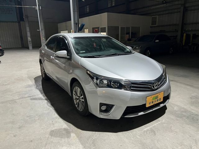 TOYOTA豐田 ALTIS  第2張相片