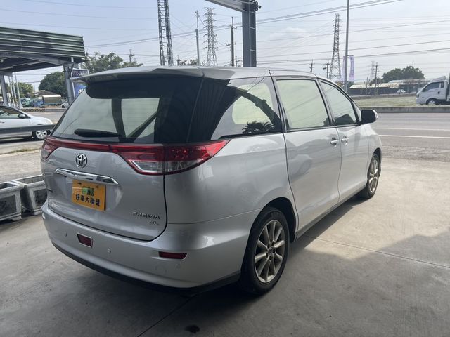 TOYOTA豐田 PREVIA  第3張相片