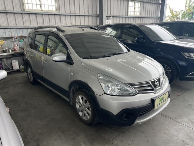 NISSAN日產 LIVINA  第2張相片