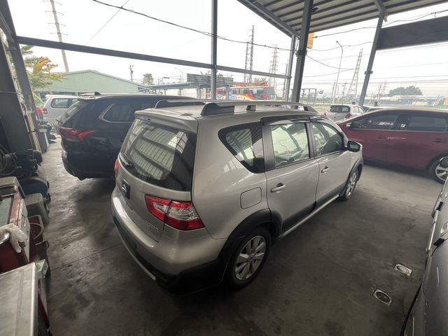NISSAN日產 LIVINA  第3張相片