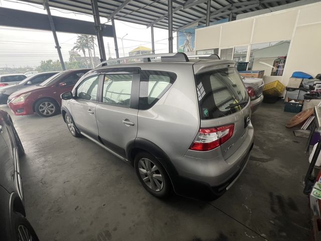 NISSAN日產 LIVINA  第4張相片
