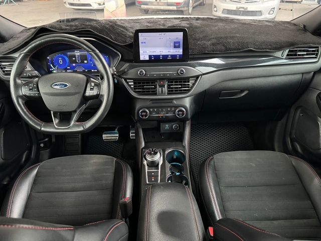 FORD福特 KUGA  第6張相片