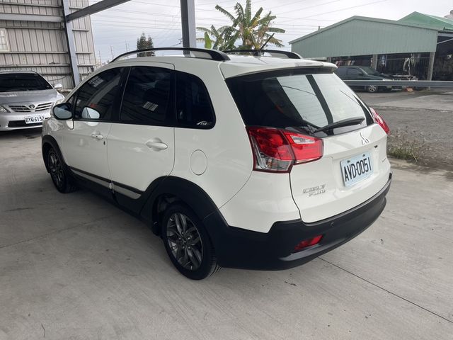 MITSUBISHI三菱 COLT PLUS  第7張相片