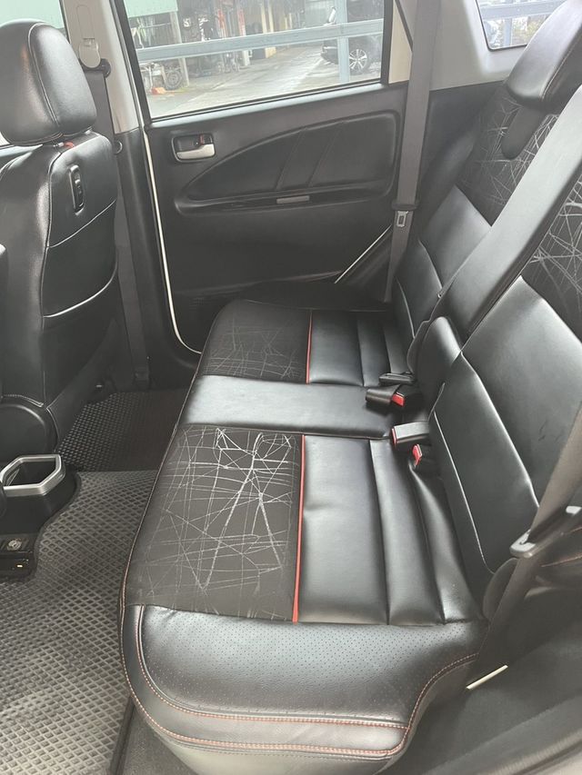 MITSUBISHI三菱 COLT PLUS  第13張相片