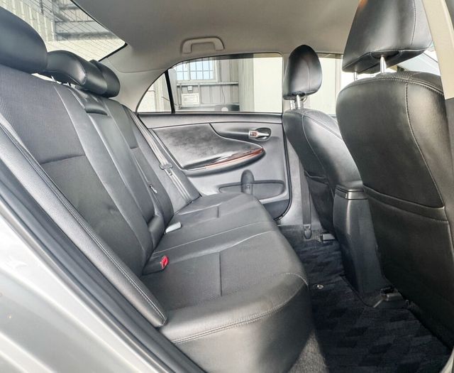 TOYOTA豐田 ALTIS  第13張相片