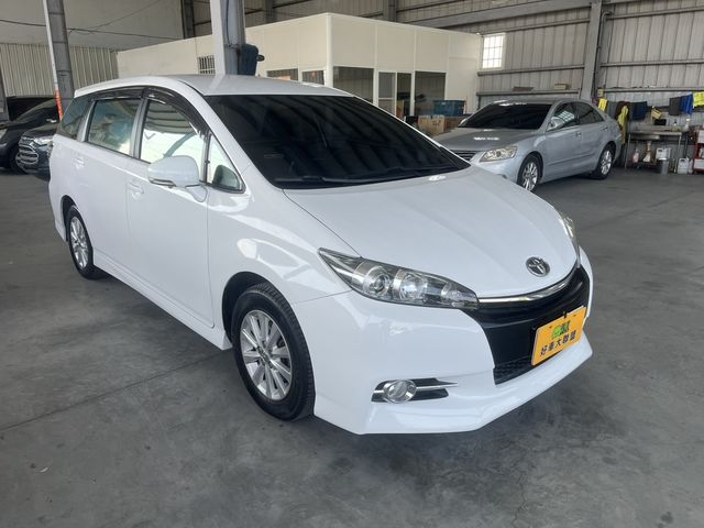 TOYOTA豐田 WISH  第3張相片