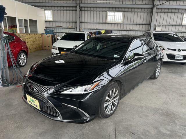 LEXUS凌志 ES200  第3張相片