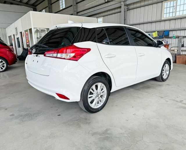 TOYOTA豐田 YARIS  第2張相片
