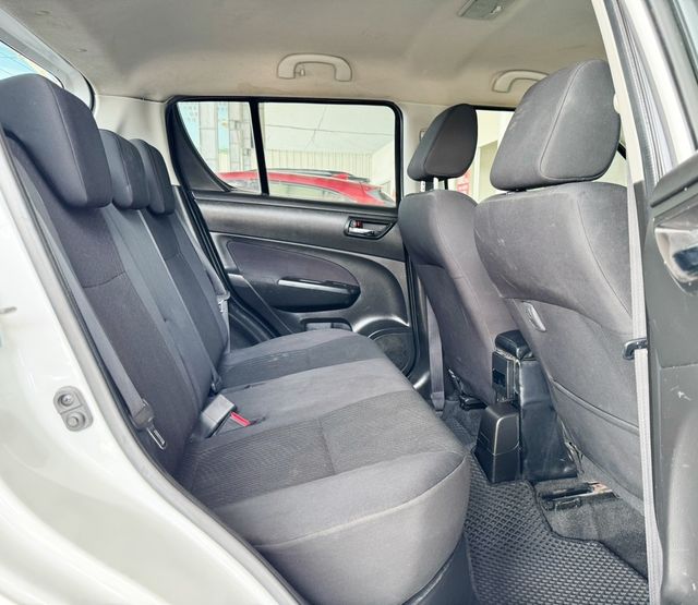 SUZUKI鈴木 SWIFT  第6張相片