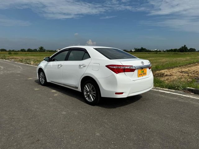 TOYOTA豐田 ALTIS  第3張相片
