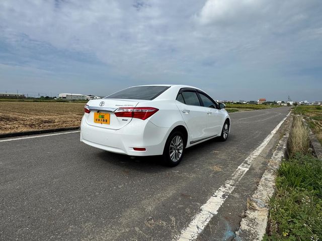 TOYOTA豐田 ALTIS  第4張相片