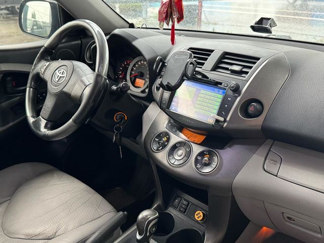 TOYOTA豐田 RAV4  第6張相片