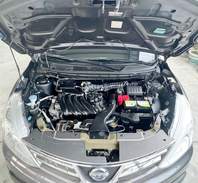 NISSAN日產 LIVINA  第7張相片